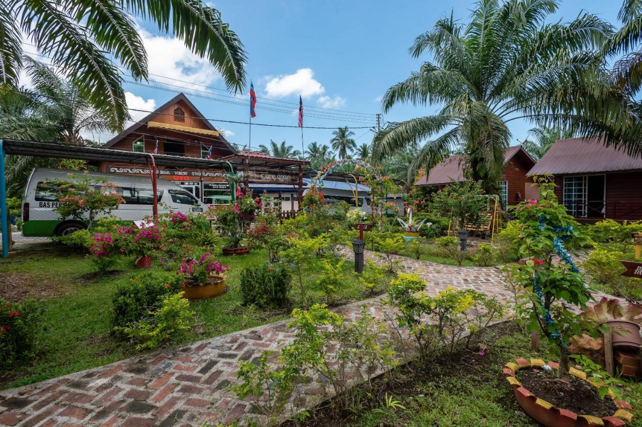 Bubul Village Stay Semporna Extérieur photo